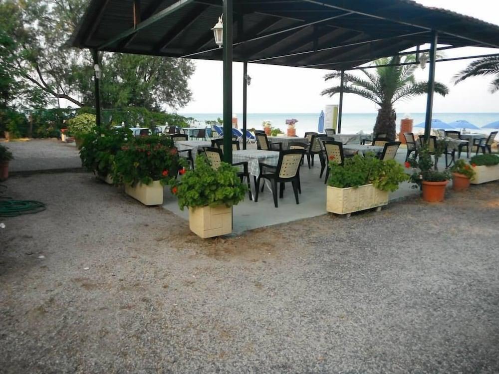 Francisco Beach Hotel Agios Andreas  Bagian luar foto
