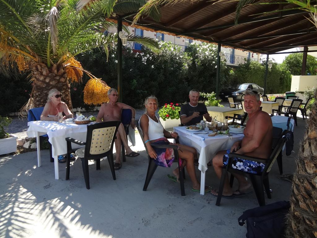 Francisco Beach Hotel Agios Andreas  Bagian luar foto