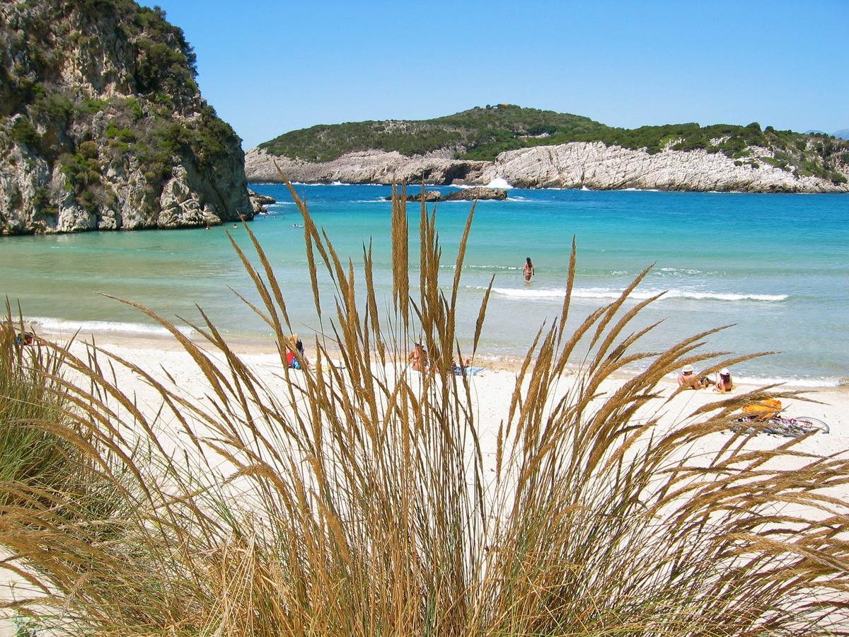 Francisco Beach Hotel Agios Andreas  Bagian luar foto
