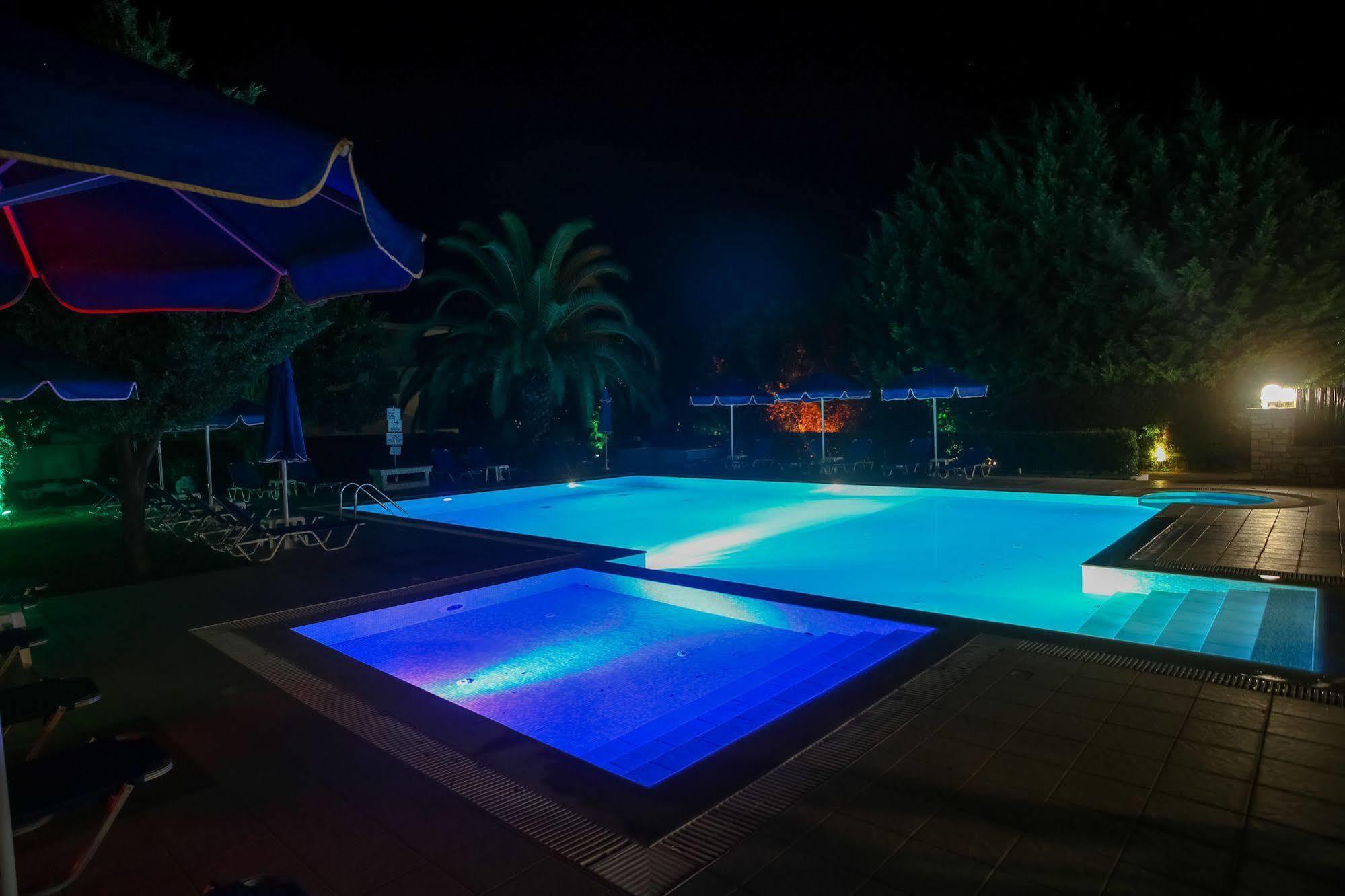 Francisco Beach Hotel Agios Andreas  Bagian luar foto