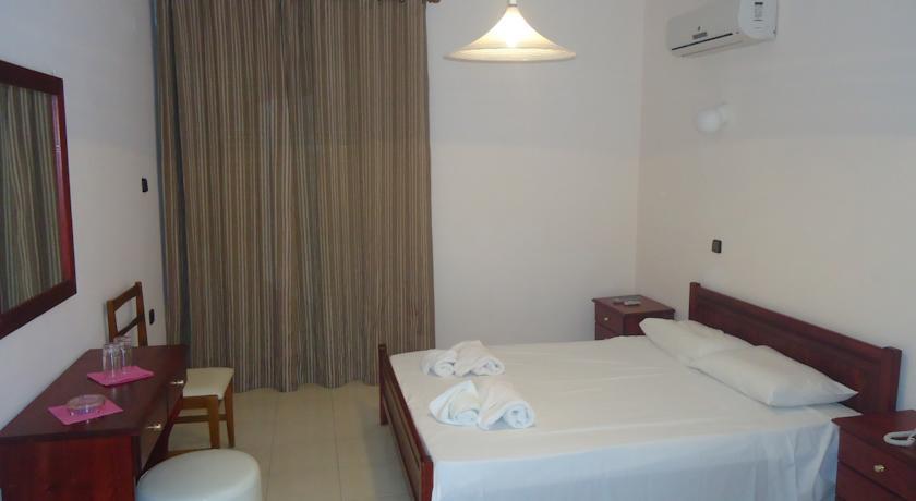 Francisco Beach Hotel Agios Andreas  Bagian luar foto